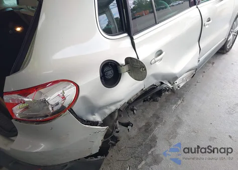 2012 Volkswagen Tiguan Se z USA, uszkodzony, nr VIN WVGAV7AX8CW570531